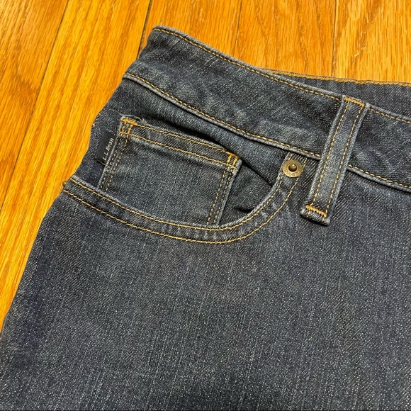 LL Bean Favorite Fit Jeans - Picture 2 of 7